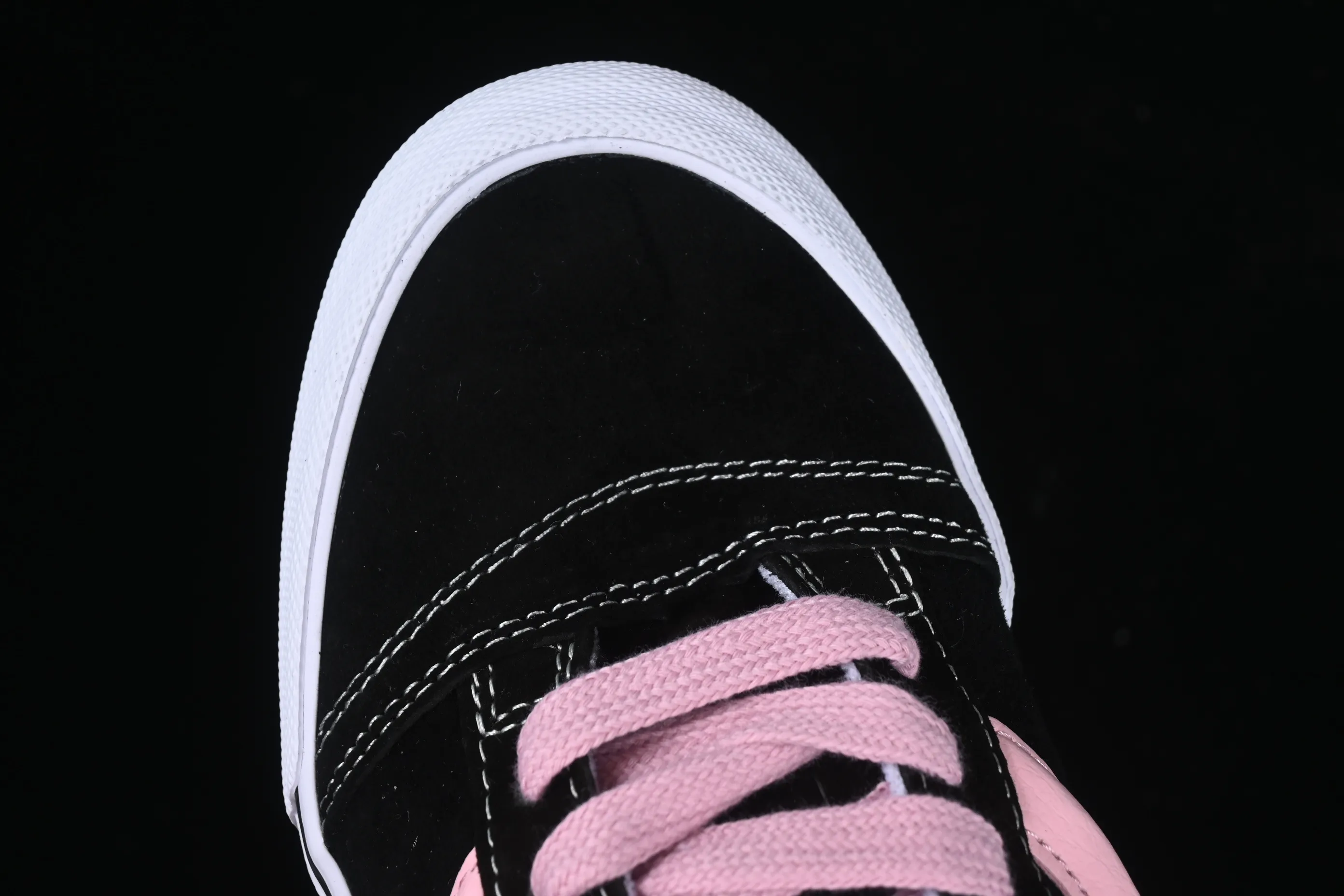 All categories Vans Vans series Vans Low Vans low-top Vans Knu Skool black and pink color comfortable and fashionable non-slip wear-resistant low-top casual sneakers VN0009QCB9P